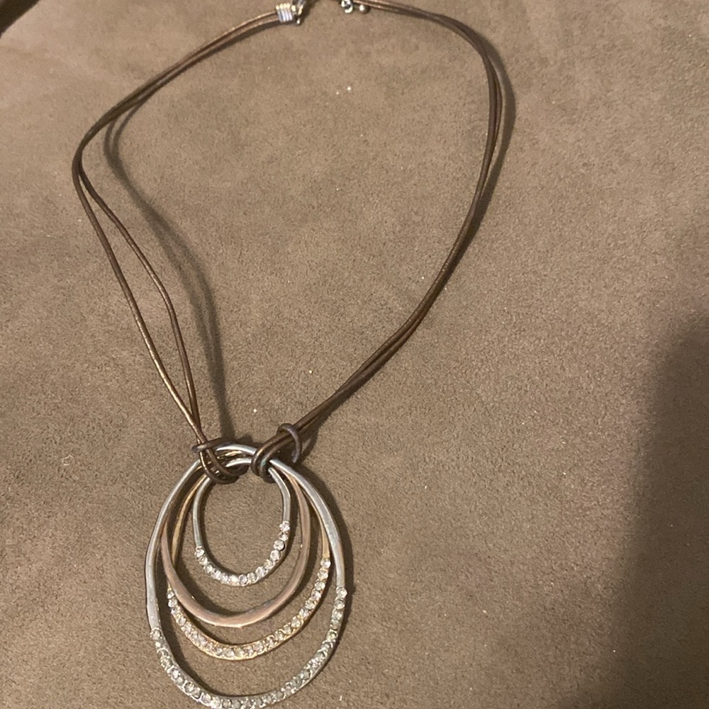 Necklace - Picture 2 of 4